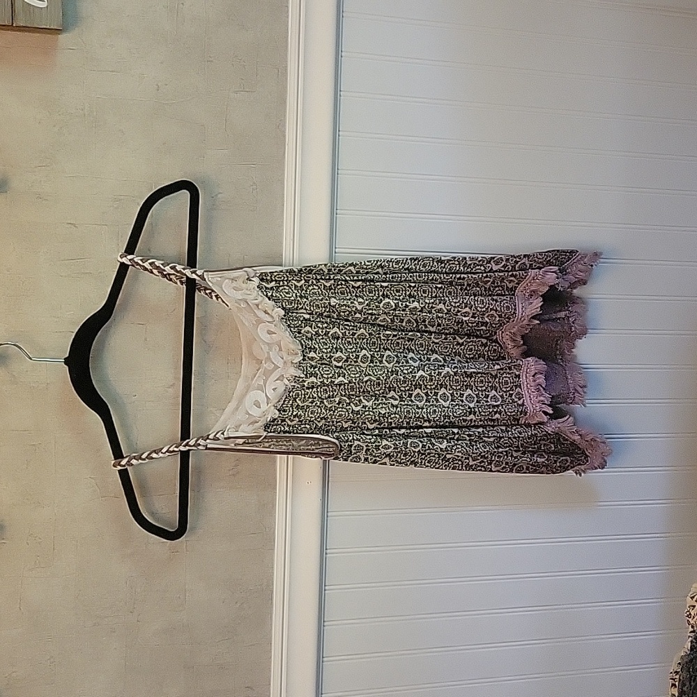 Braided strap tank top with fringe